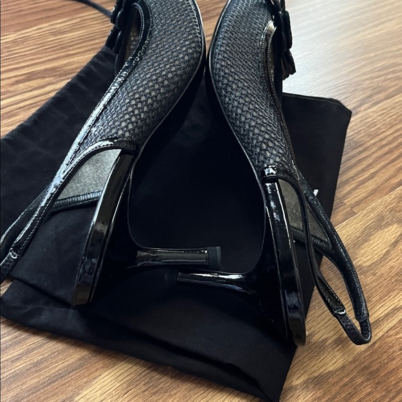 Authentic Chanel shoes PREOWNED - Picture 9 of 10